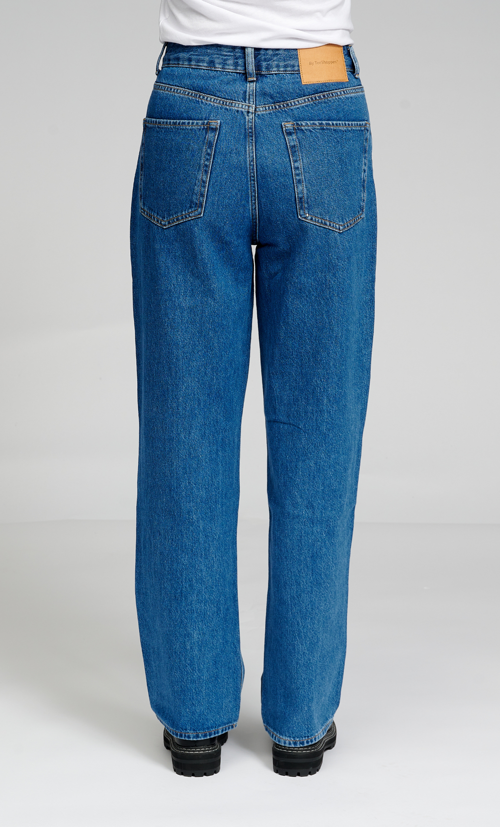 The Original Performance Loose Jeans - Medium Blue Denim