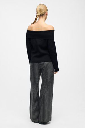 Reynard Off Shoulder Knit - Black