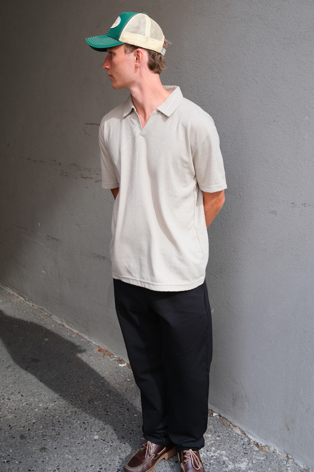 ATLAS TEXTURED POLO - KHAKI