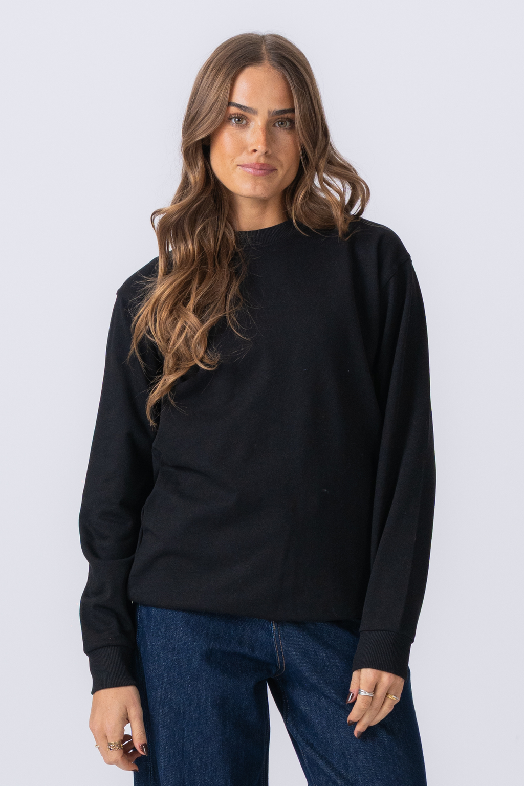 Basic Crewneck - Black (vrouwen)