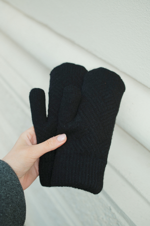Mittens - Black
