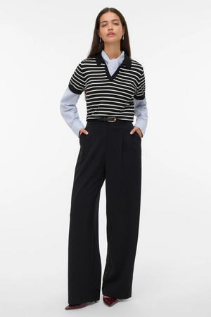 Silje Poloneck Pullover - Black