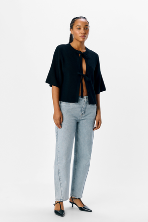 Julla Parvi 2/4 gebreide vest - zwart