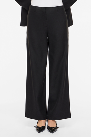 Gurha Loose Pants - Black