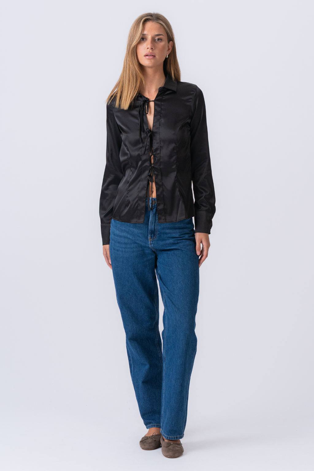Lucy Tie -shirt - zwart