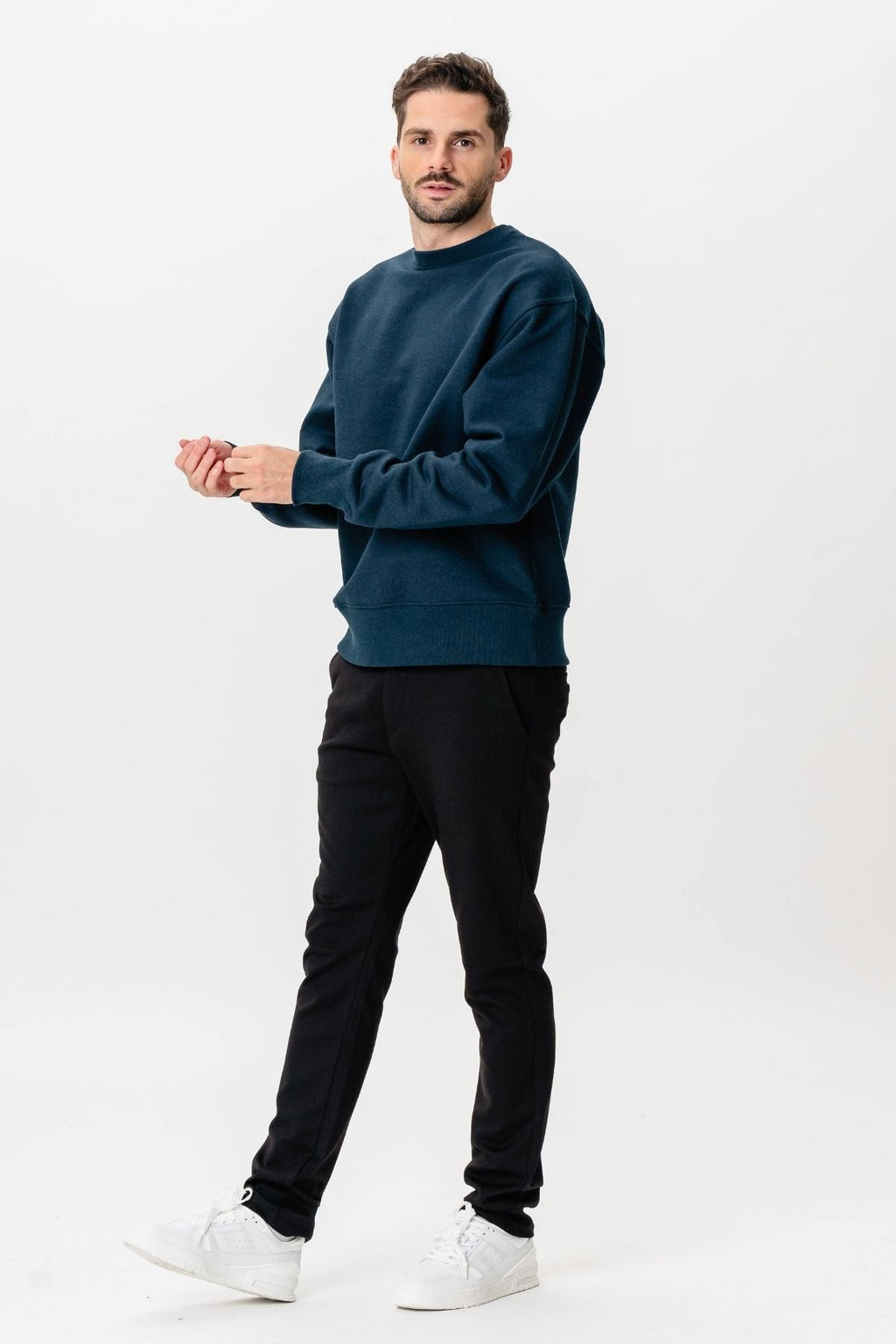 Heavy Crewneck - gevlekte marine