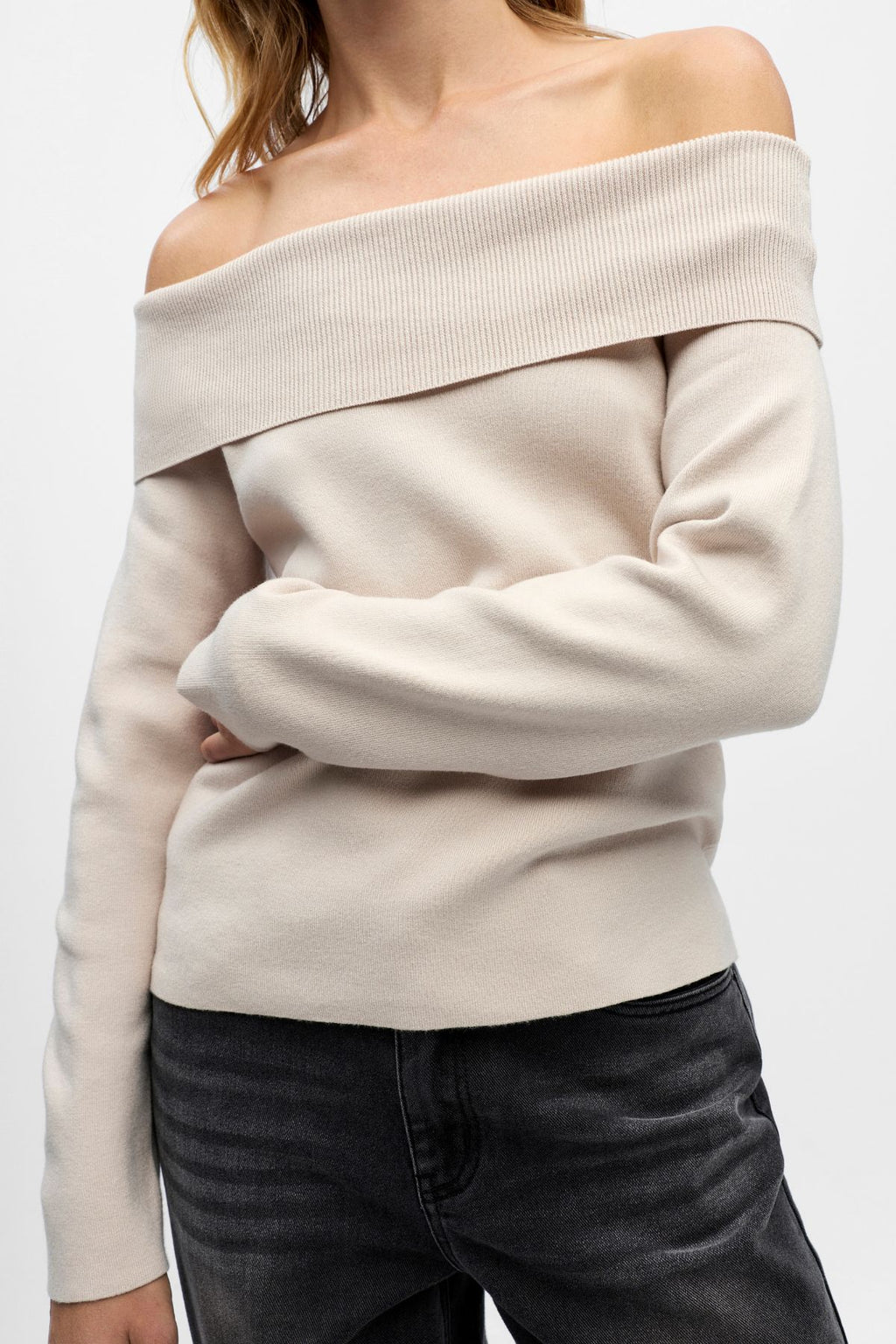 Reynard Off Shoulder Knit - Silver Grey