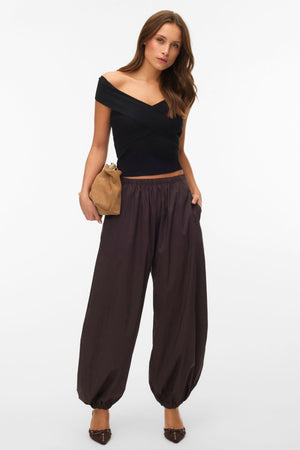 Lotus Ballonbroek - Chocoladetaart