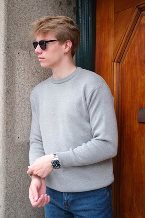 Crewneck Knit Sweater - lichtgrijs