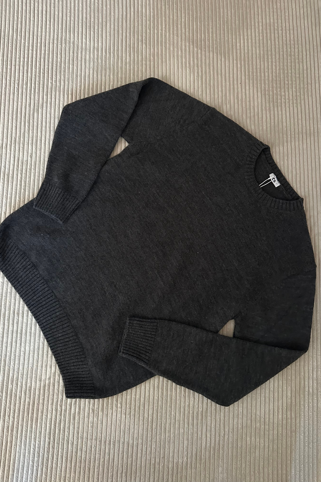 Easton Knit - Dark Grey