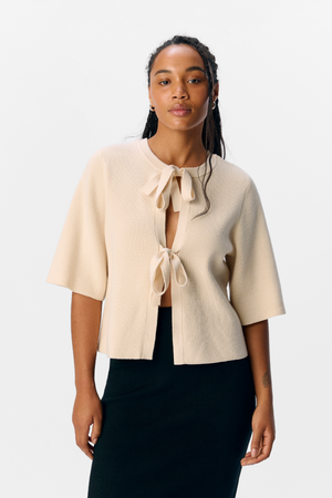 Julla Parvi 2/4 gebreide vest - Sandshell