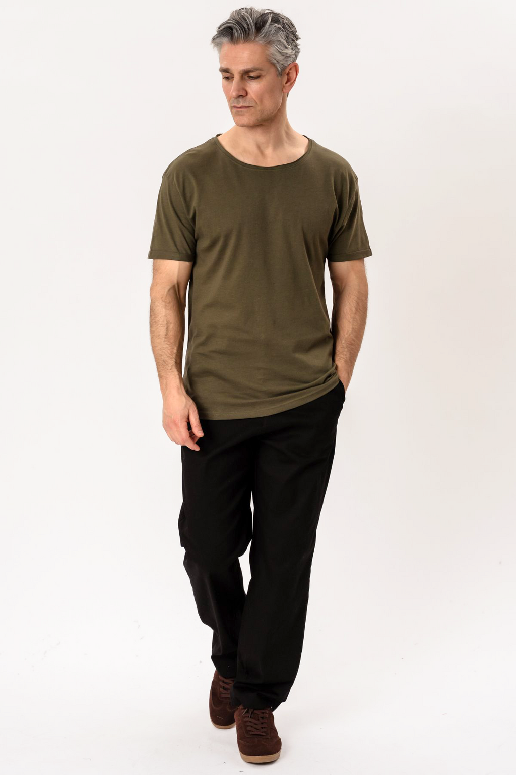 T-shirt met diepe hals - Olijfgroen