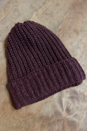 Ribbed Beanie - Brown