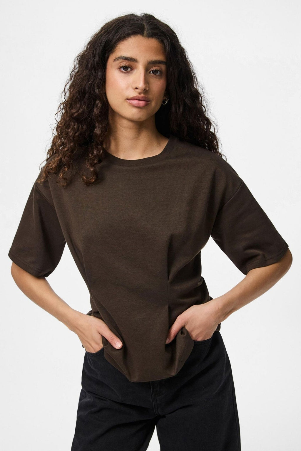 Skylar o -neck gemonteerd tee - delicioso