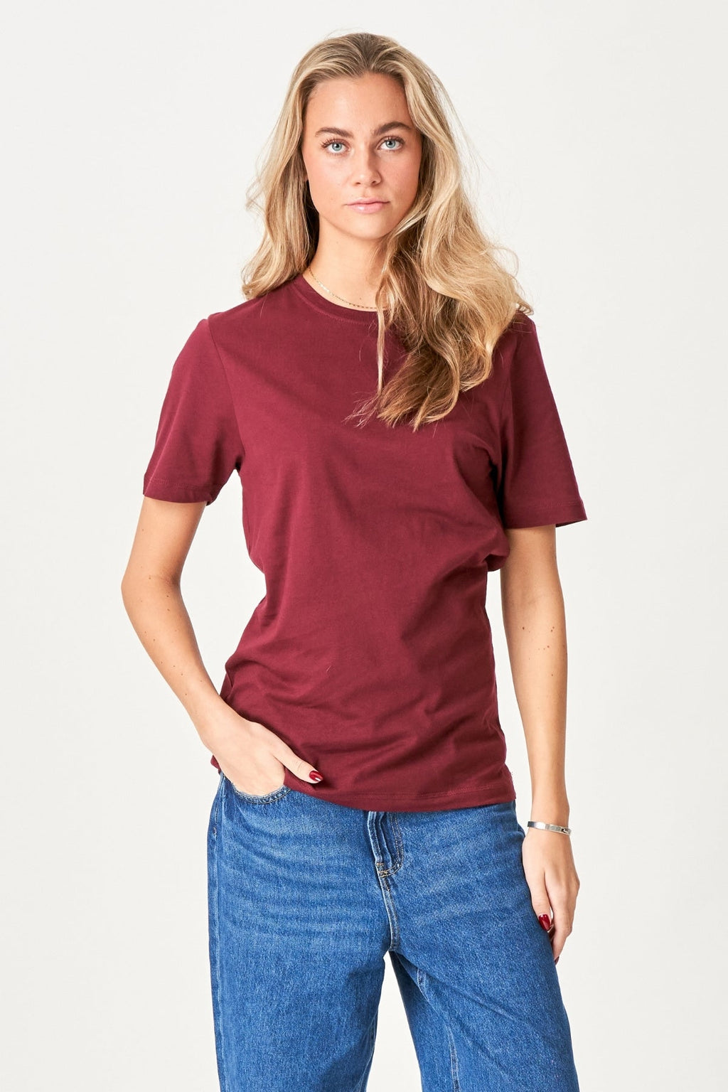 Boyfriend Tee - Burgundy Red