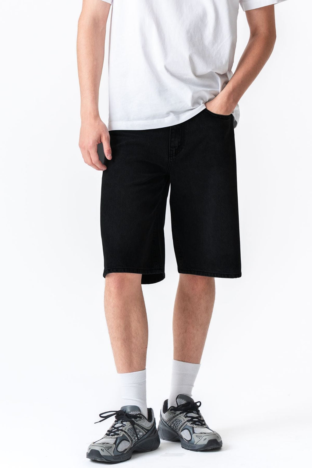 Denim Shorts Loose - Solid Black