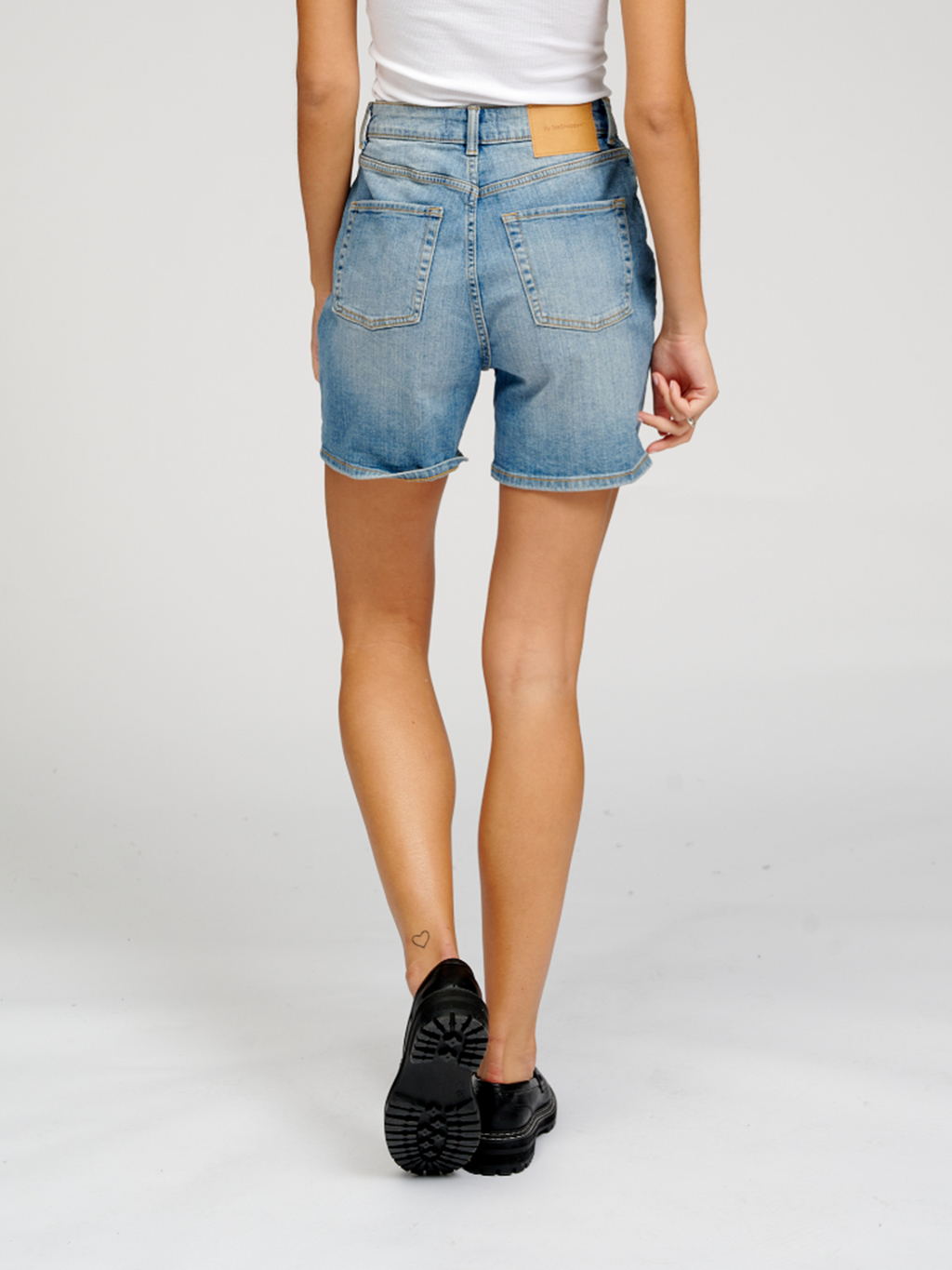 The Original Performance Denim Shorts - Medium Blauw Denim (Vrouw)