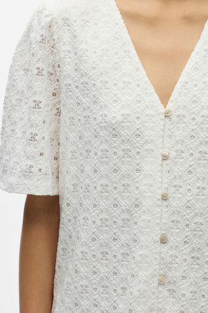 Laila jurk met V-hals - Cloud Dancer