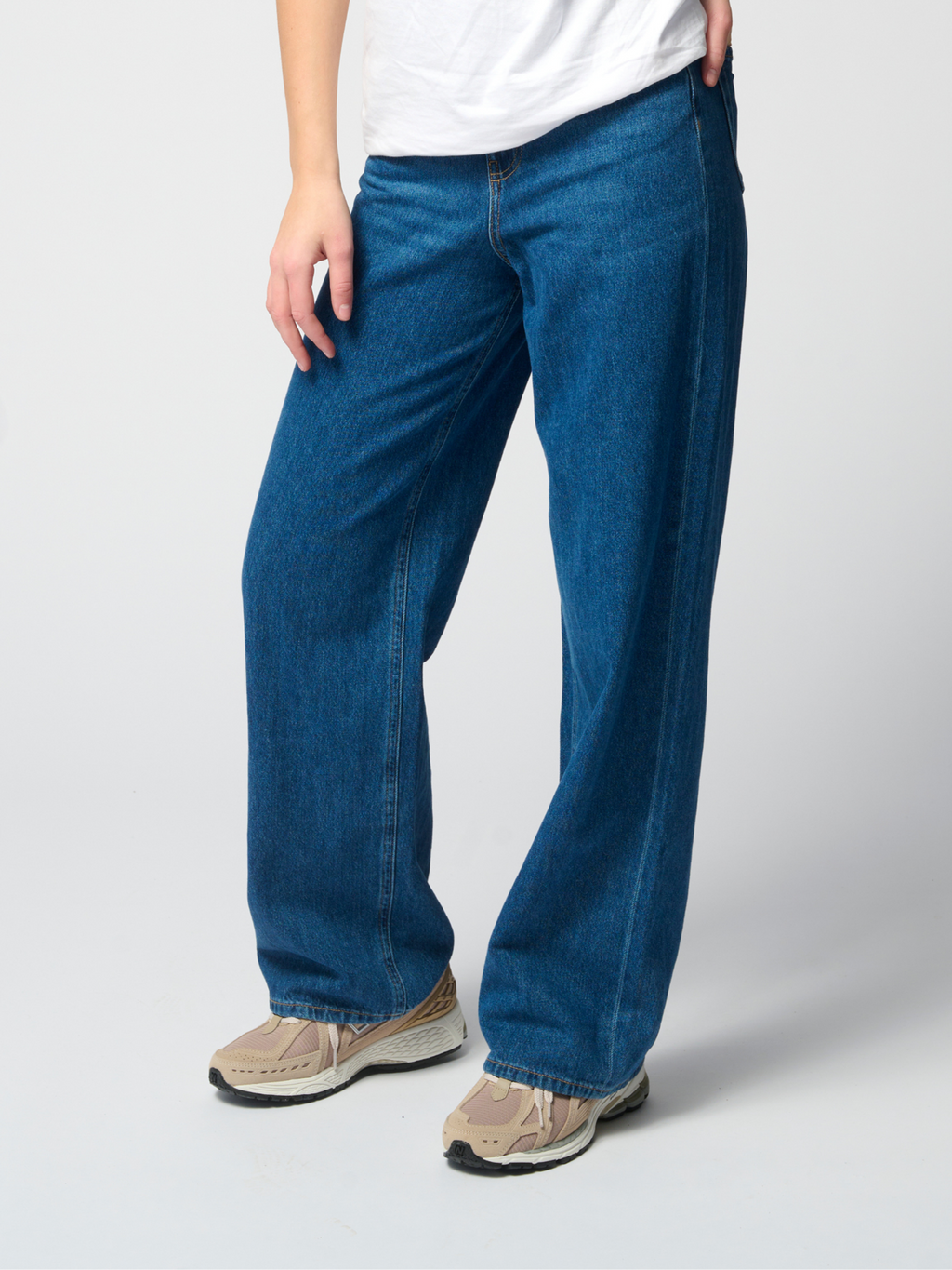 The Original Performance Wide Jeans - Medium Blue Denim