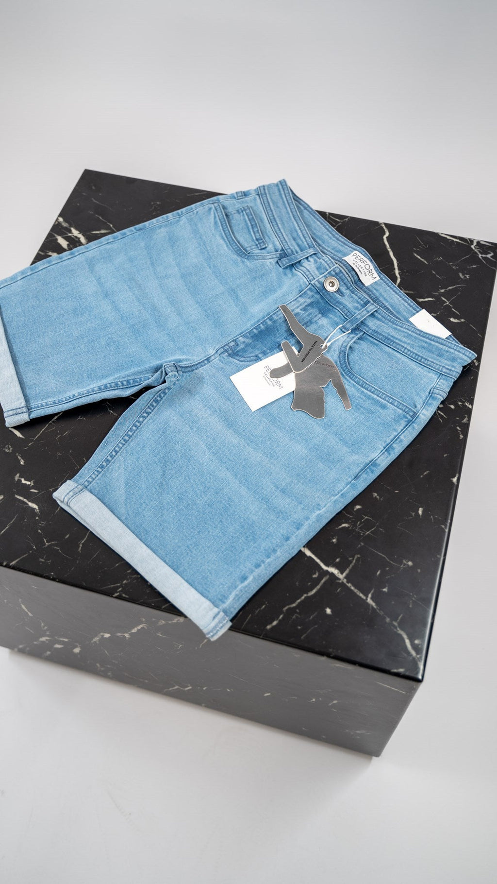 The Original Performance Denim Shorts - Lichtblauw