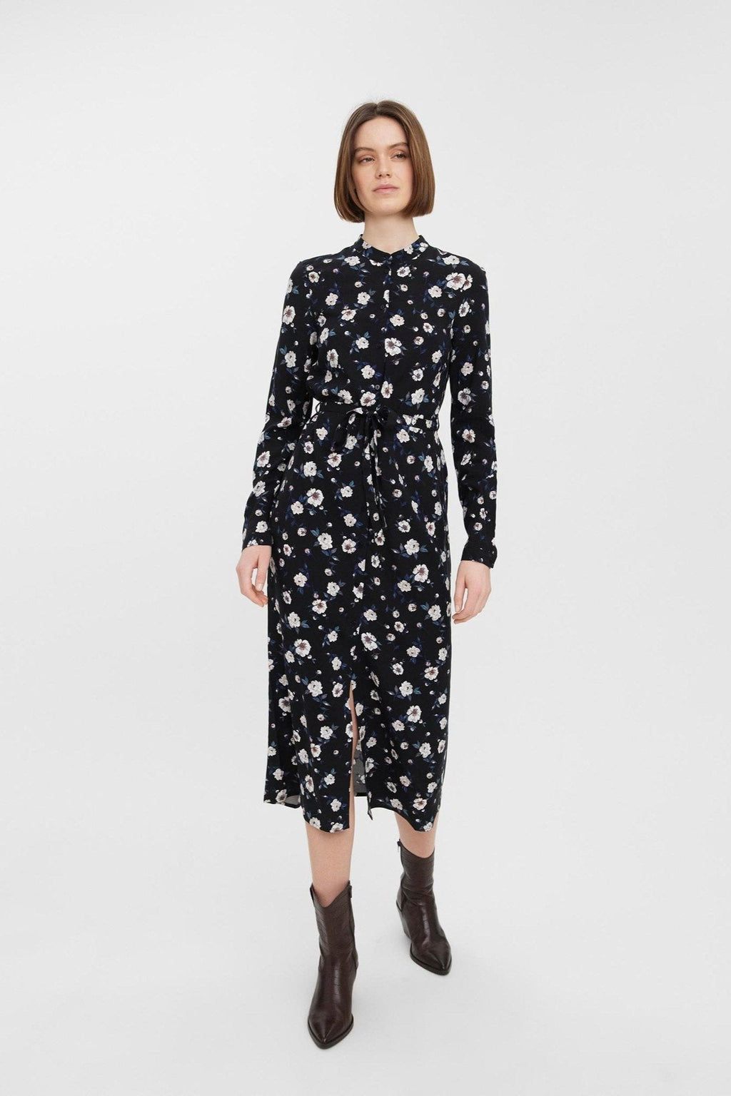 Gemakkelijke shirtjurk met lange mouwen - zwart