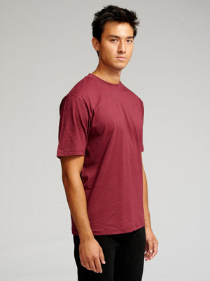 Oversized T-shirt - Burgundy - TeeShoppen Group™ - T-shirt - TeeShoppen