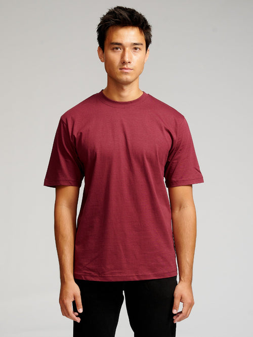 Oversized T-shirt - Burgundy - TeeShoppen Group™ - T-shirt - TeeShoppen