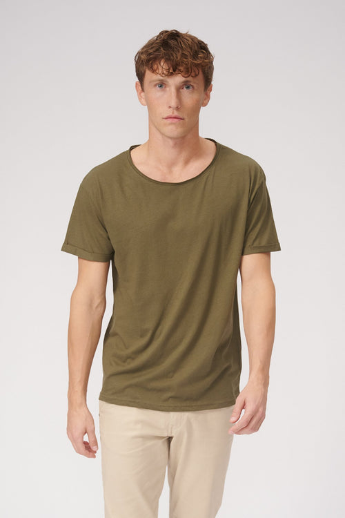Raw Neck T-shirt - Olive Green - TeeShoppen Group™ - T-shirt - TeeShoppen