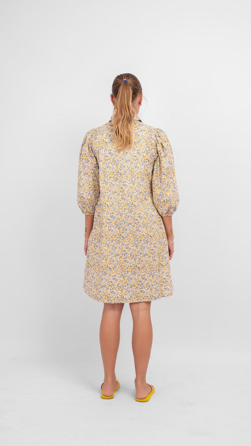 Sofie Shirt Dress - Blue & Yellow Floral - TeeShoppen Group™ - Dress - Amis de Copenhague